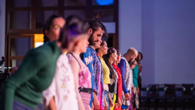 Ciclo Perfo colectiva: "Mosh"